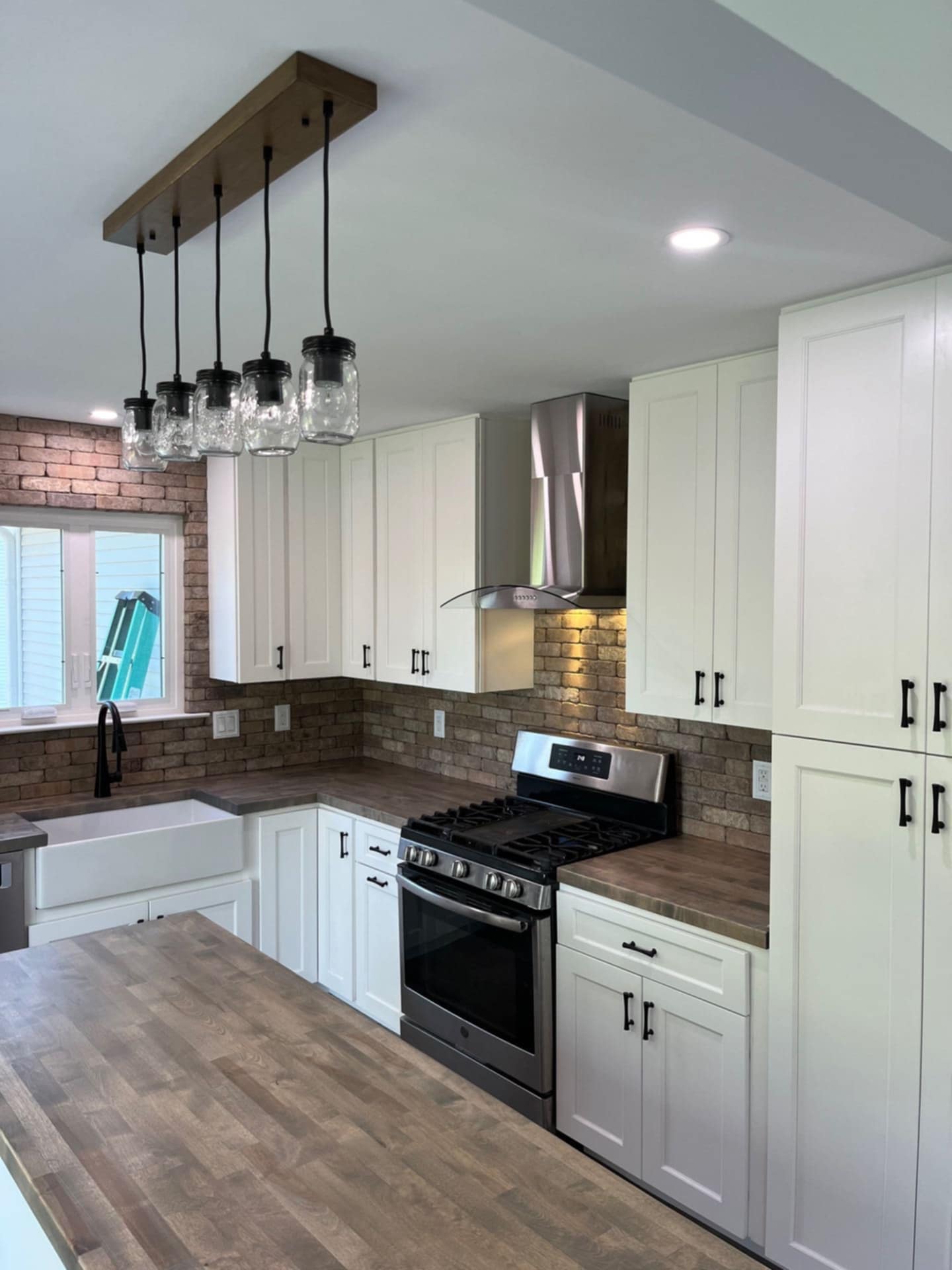 a230f05f-fe8a-4f45-af47-be899240b522